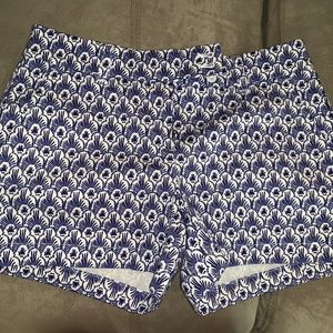 Vineyard vines shorts size 2